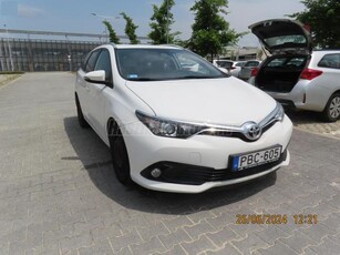 TOYOTA AURIS Touring Sports 1.33 Active 88Ekm!Magyar.vez.szervízkönyv!