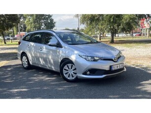 TOYOTA AURIS Touring Sports 1.33 Live (NIW-639) Első Tulajdonostól! 1 Év Garnciával!