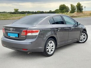 TOYOTA AVENSIS 2.0 D-4D Sol TEMPOMAT-ISOFIX-TOLATÓKAMERA-NAVI-DIGITKLÍMA