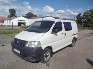 TOYOTA HI-ACE Hiace 2.5 D-4D 4x4 Panel Van Magyarországi.Dupla tolóajtó