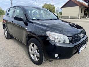 TOYOTA RAV 4 Rav4 2.2 D-4D 4x4