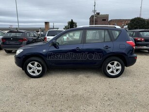 TOYOTA RAV 4 Rav4 2.2 D-4D 4x4 ROZSDAMENTES OLASZORSZÁGI