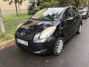 TOYOTA YARIS 1.0