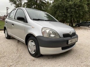 TOYOTA YARIS 1.0 Linea Luna