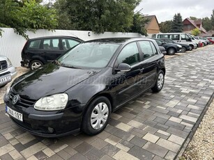 VOLKSWAGEN GOLF V 1.6 Comfortline