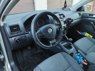 VOLKSWAGEN GOLF V 1.9 PD TDI Trendline