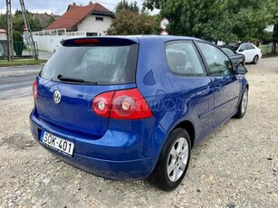 VOLKSWAGEN GOLF V 2.0 PD TDI Perfekt