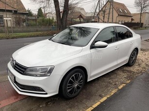 VOLKSWAGEN JETTA 1.4 TSI BMT Highline DSG