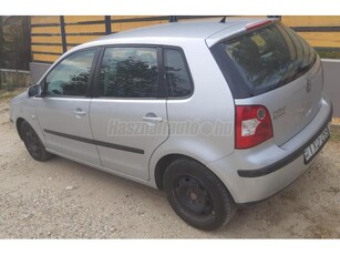 VOLKSWAGEN POLO IV 1.4 Van 75