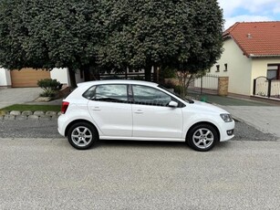 VOLKSWAGEN POLO V 1.2 70 Comfortline Sérülésmentes+téli alu garnitúra!!!