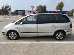 VOLKSWAGEN SHARAN 1.9 PD TDI Tiptronic ic FRISS MŰSZAKI! 7 SZEMÉLY! 2 T. HOROG!