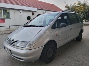 VOLKSWAGEN SHARAN 1.9 TDI GL