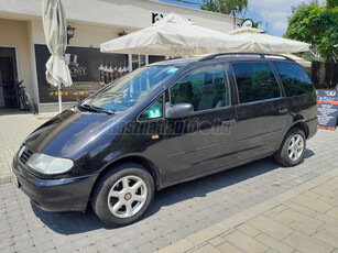 VOLKSWAGEN SHARAN 1.9 TDI GL