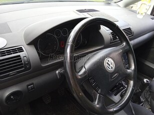 VOLKSWAGEN SHARAN 2.0 PD TDI Trendline