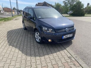 VOLKSWAGEN TOURAN 1.4 TSI Highline DSG [7 személy] Magyarországi!! Csalódás mentes állapot