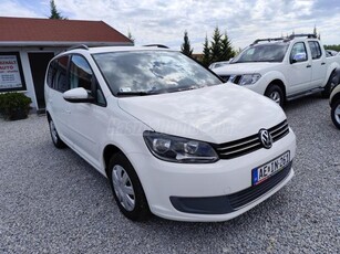 VOLKSWAGEN TOURAN 1.6 CR TDI Comfortline Vezetett szervízkönyv!!!