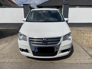 VOLKSWAGEN TOURAN 1.9 PD TDi Highline Gyári R-line 230e km sok extra