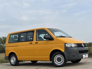 VOLKSWAGEN TRANSPORTER Mikrobusz 2.0 CR TDI ICE (9 személyes ) SZGK--9 ülés--Első-Hátsó klíma--KÉzi Váltó--140LE--Körablak