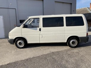 VOLKSWAGEN TRANSPORTER T4 2.5 7DB 1T2 9 SZEMÉLYES! TOLATÓRADAR! ABS! LÉGZSÁK! SZERVÓKORMÁNY!