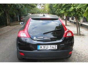 VOLVO C30 1.6 D Momentum