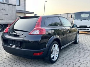 VOLVO C30 1.6 Summum