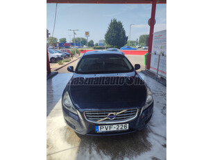 VOLVO S60 2.0 D [D3] Kinetic