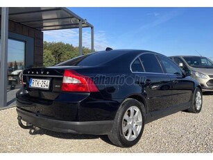 VOLVO S80 2.0 D Summum MAGYARORSZÁGI. BŐR. NAVI