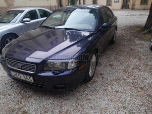 VOLVO S80 2.4 D [D5] Momentum (Automata)