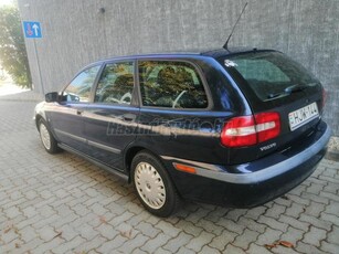 VOLVO V40 1.6 Aktiv