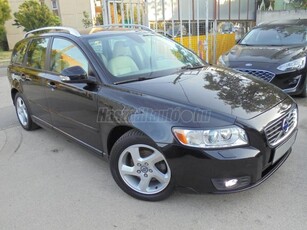 VOLVO V50 1.6 D DRIVe Business Pro BŐR.ÜLÉS FŰTÉS.NAVI.ALUFELNI!!!!!