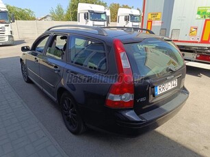 VOLVO V50 2.0 D Kinetic