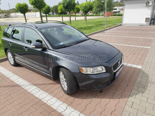 VOLVO V50 2.0 D Kinetic Powershift