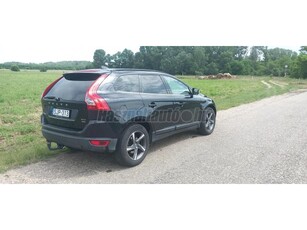 VOLVO XC60 2.4 D Momentum Geartronic