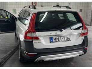 VOLVO XC70 2.4 D [D4] XC AWD Summum