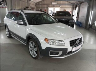 VOLVO XC70 2.4 D [D5] AWD Summum Geartronic SORSZÁM: 80