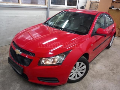 CHEVROLET CRUZE 1.6 Base