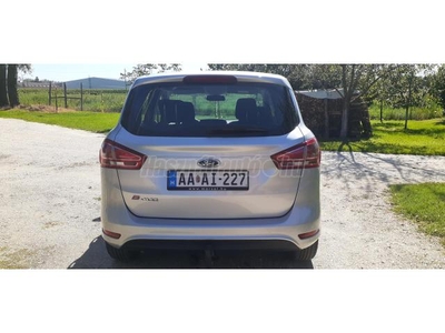 FORD B-MAX 1.4 Titanium