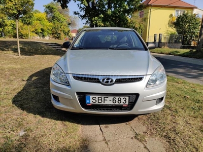 HYUNDAI I30 1.4 DOHC Classic