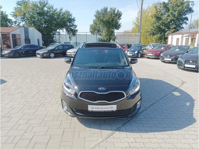 KIA CARENS 1.7 CRDI HP EX Prémium [7 személy] +132E KM+2 ÉV GARANCIÁVAL+1.TULAJ+BŐR+NAPTETŐ+NAVI+KAMERA+RADAR+GYÖNYÖRŰ+