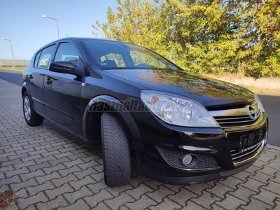 OPEL ASTRA H 1.4 Essentia