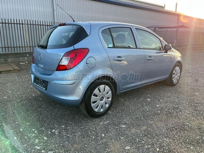 OPEL CORSA D 1.4 Cosmo KLÍMA / FRISS SZERVIZ & MŰSZAKI / MULTI-KORMÁNY / 1.4 BENZIN !