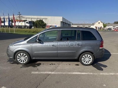 OPEL ZAFIRA B 1.9 DTI Elegance KLÍMA/SZ.KÖNYV/MEGKÍMÉLT!