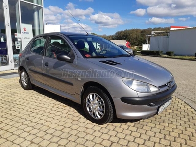 PEUGEOT 206 1.4 Presence MAGYARORSZÁGI 2 TULAJ !!! 122.000 KM !!