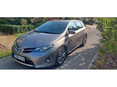 TOYOTA AURIS 1.8 HSD Active (Automata) ÁLLÓFŰTÉS. TOLATÓKAMERA