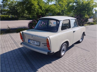 TRABANT 601 S