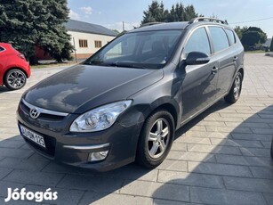 Hyundai I30 2.0 CW 2.0 Benzines