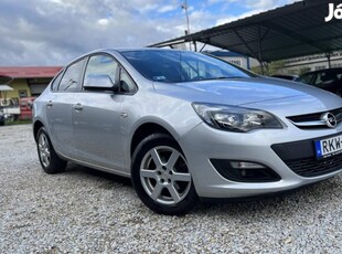 Opel Astra J Sedan 1.4 T Enjoy EURO6 Foglalózva...