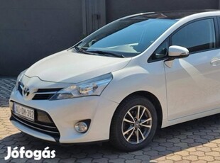 Toyota Verso 2.0 D-4D Premium Navi 5 Személy.GY...