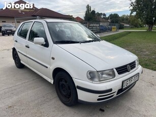 Volkswagen Polo 1.4 60 First // Magyarországi //