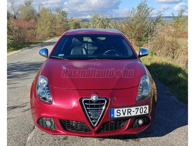 ALFA ROMEO GIULIETTA 2.0 JTDM-2 Distinctive AUTOMATA